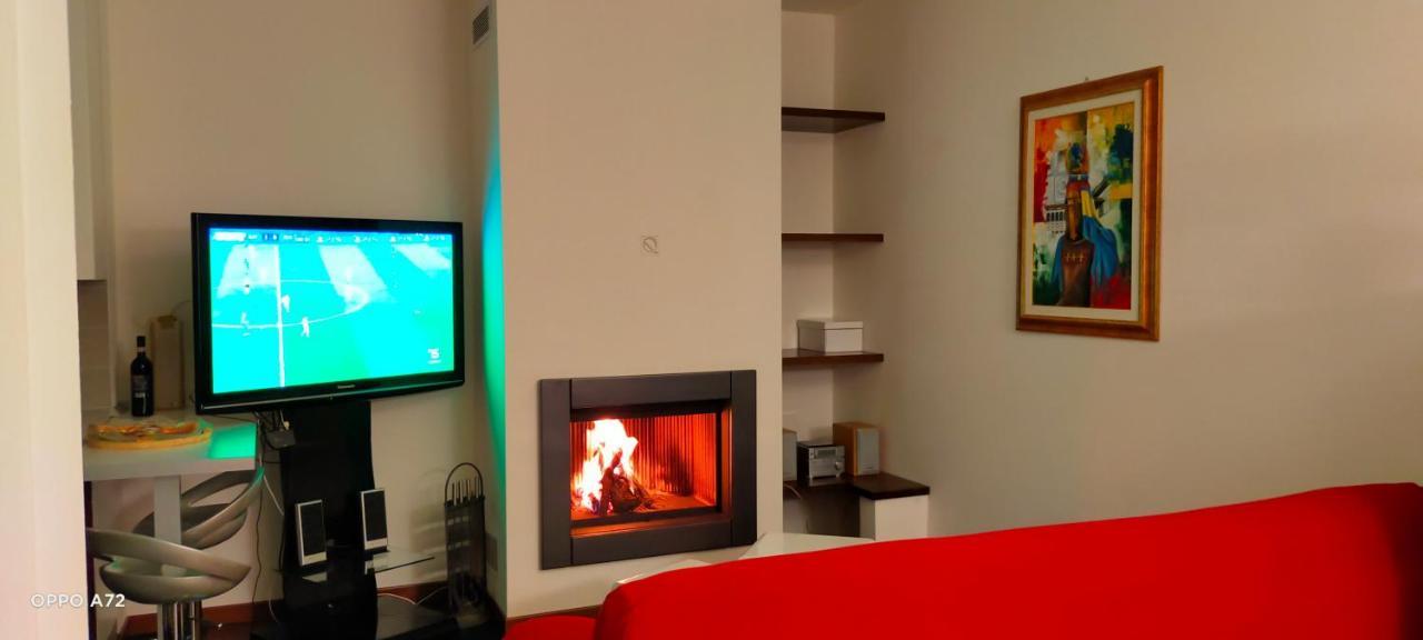 L'OLIVO appartamento vacanze Lucignano Esterno foto